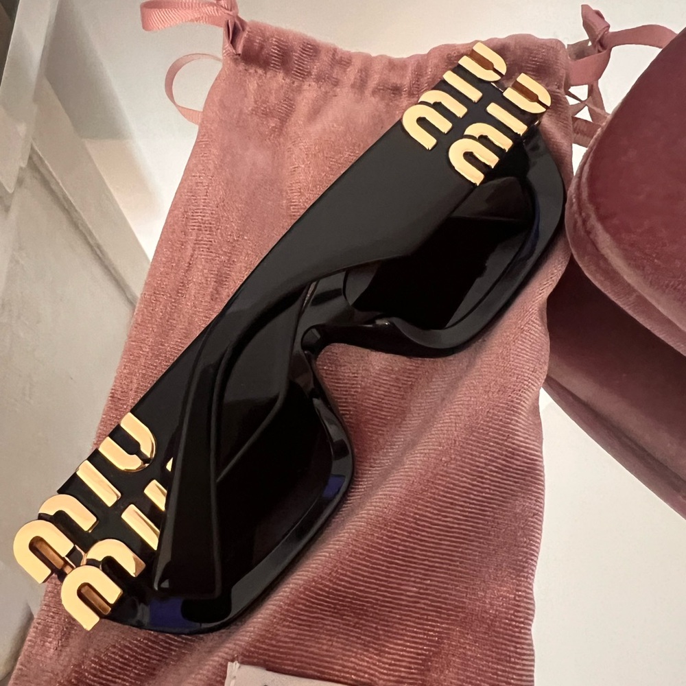 100 Authentic MIU MIU sunglasses